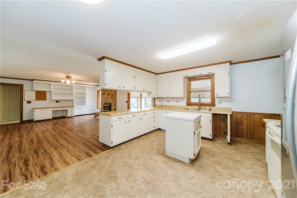 1520 Chaffin Road Woodleaf, NC 27054 - Photo 9 of 47 Gallery Image 9