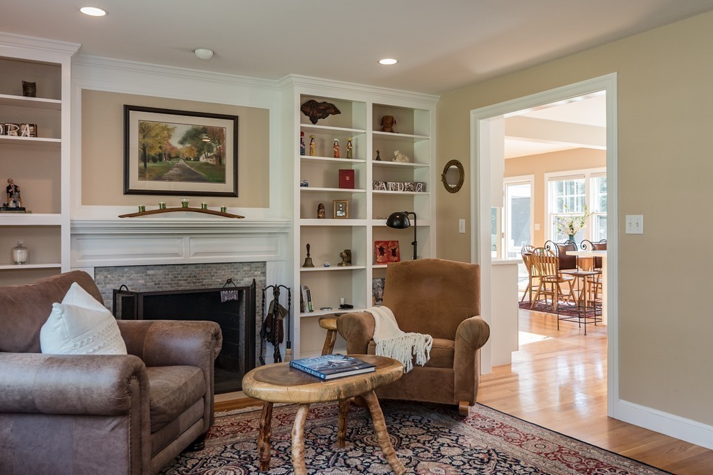 43 Peter Bulkeley Road Concord, MA 01742 - Photo 10 of 24 Gallery Image 10