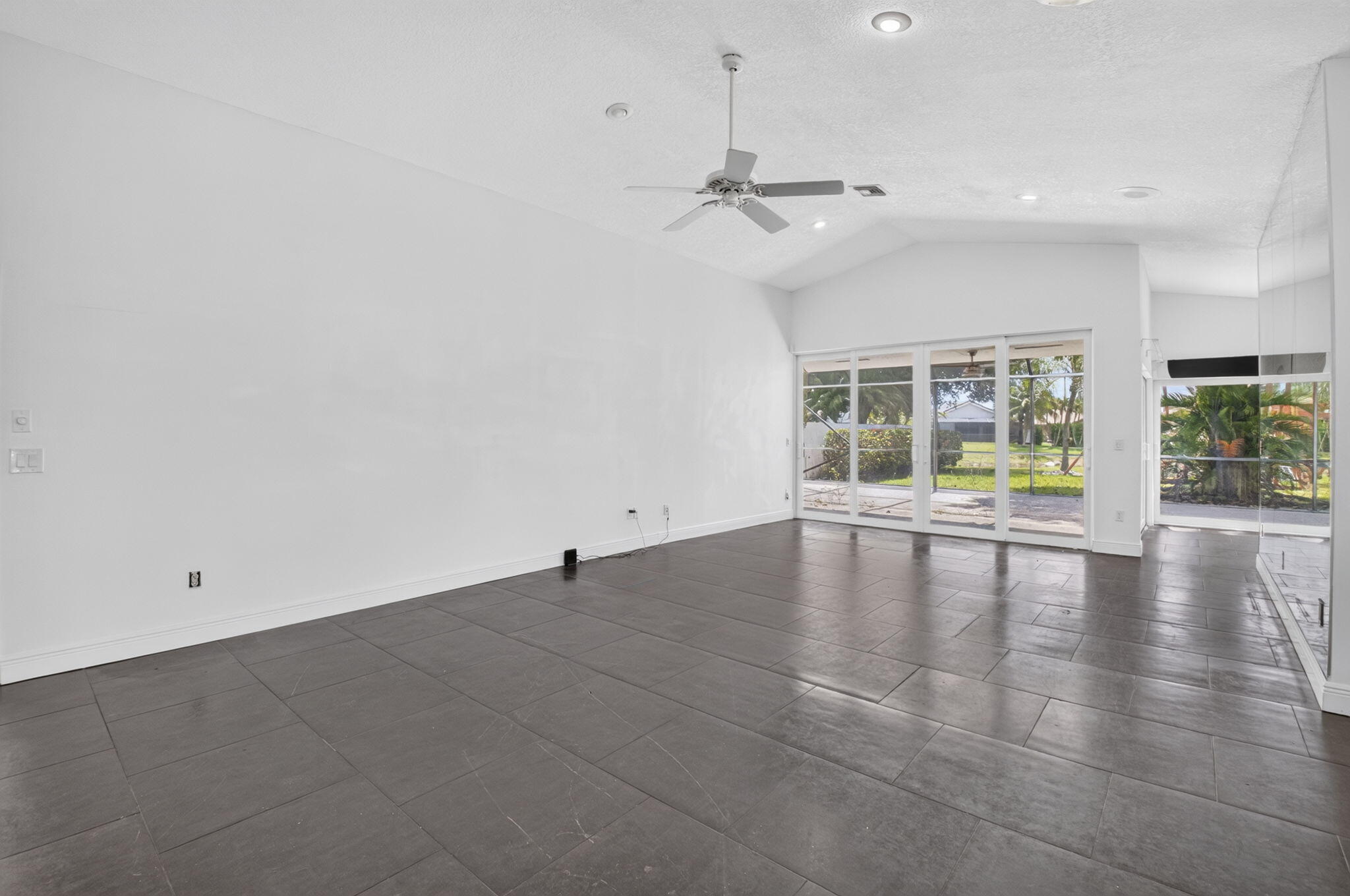 11134 Highland Circle Boca Raton, FL 33428 - Photo 4 of 88 10-web-or-mls-DSC_2820