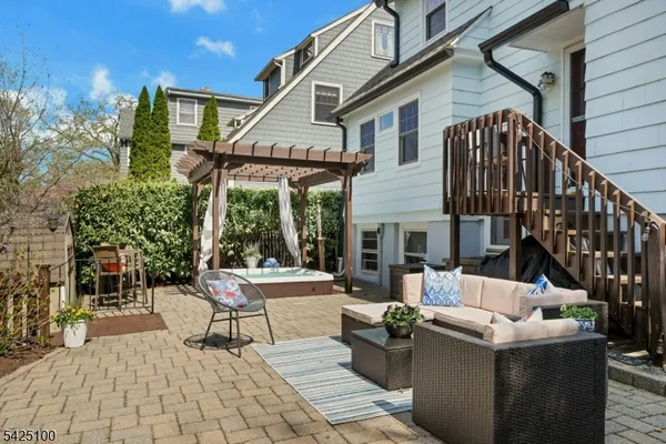 $799,000 | 7 Alden Place, Maplewood, NJ 07040