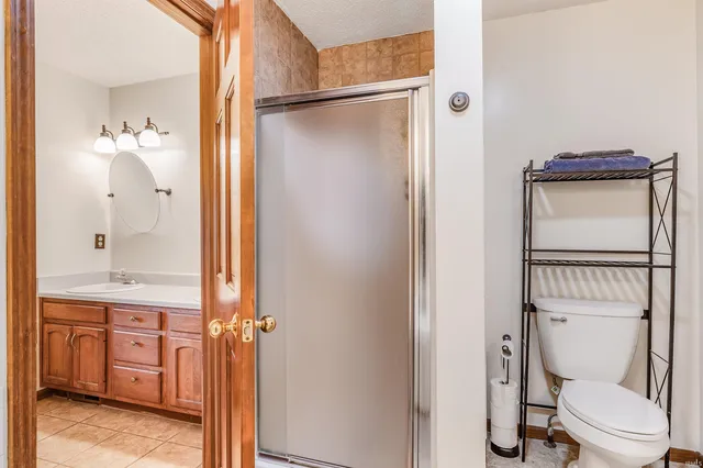 $2,200 | 115 Blue Cliff Place, Fort Wayne, IN 46804