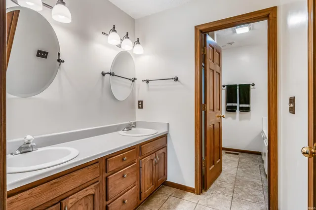 $2,200 | 115 Blue Cliff Place, Fort Wayne, IN 46804