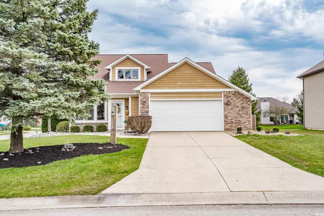$2,200 | 115 Blue Cliff Place, Fort Wayne, IN 46804