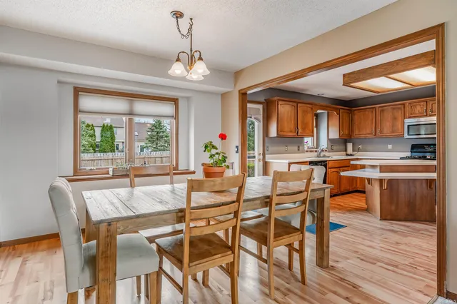 $2,200 | 115 Blue Cliff Place, Fort Wayne, IN 46804