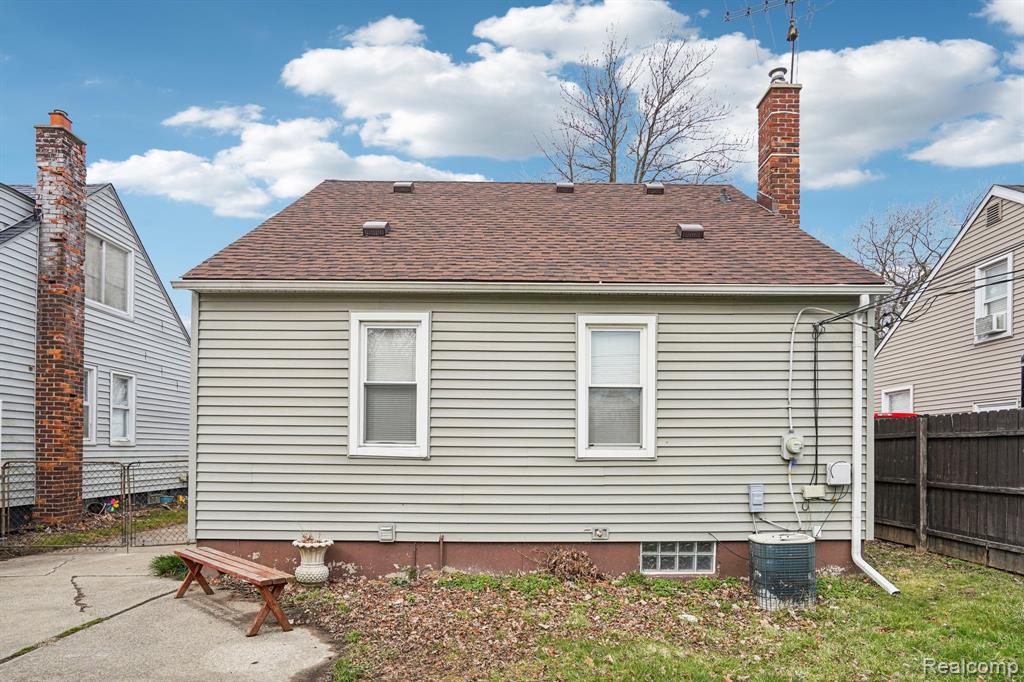 3963 Hubbard Street Wayne, MI 48184 - Photo 28 of 30
