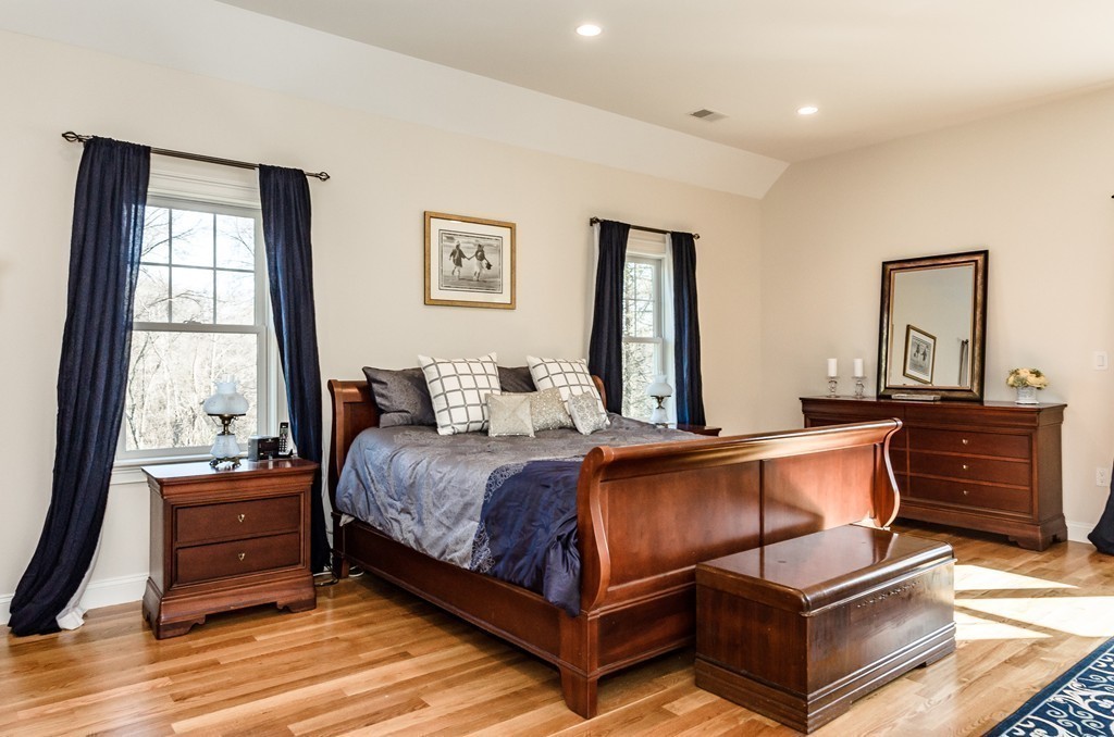 79 Maple Street Lexington, MA 02420 - Photo 13 of 29 Gallery Image 13