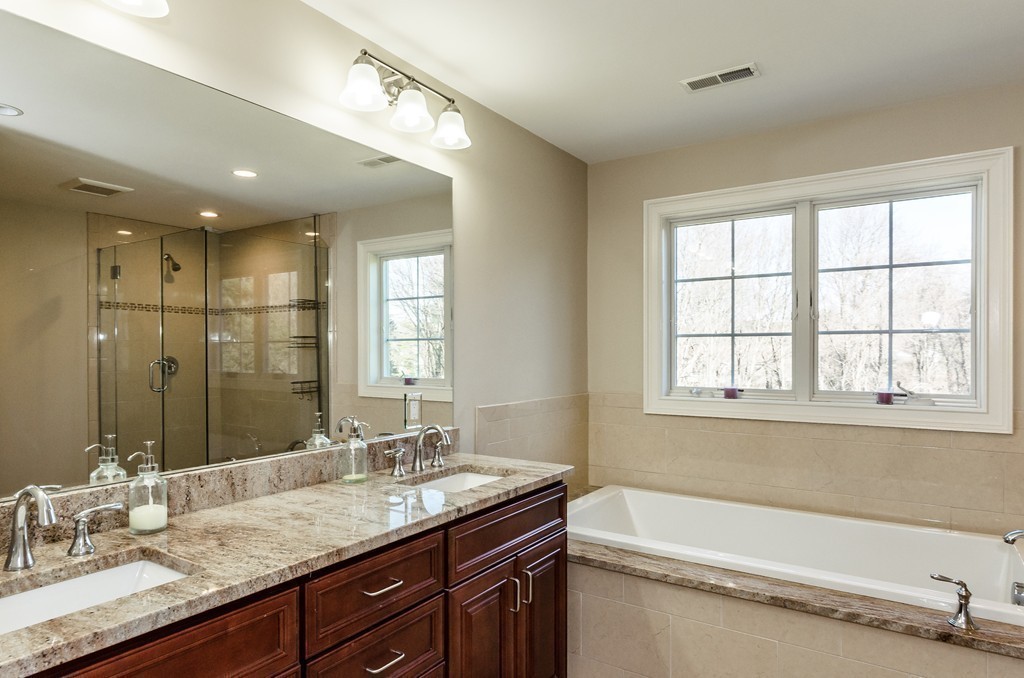 79 Maple Street Lexington, MA 02420 - Photo 19 of 29 Gallery Image 19