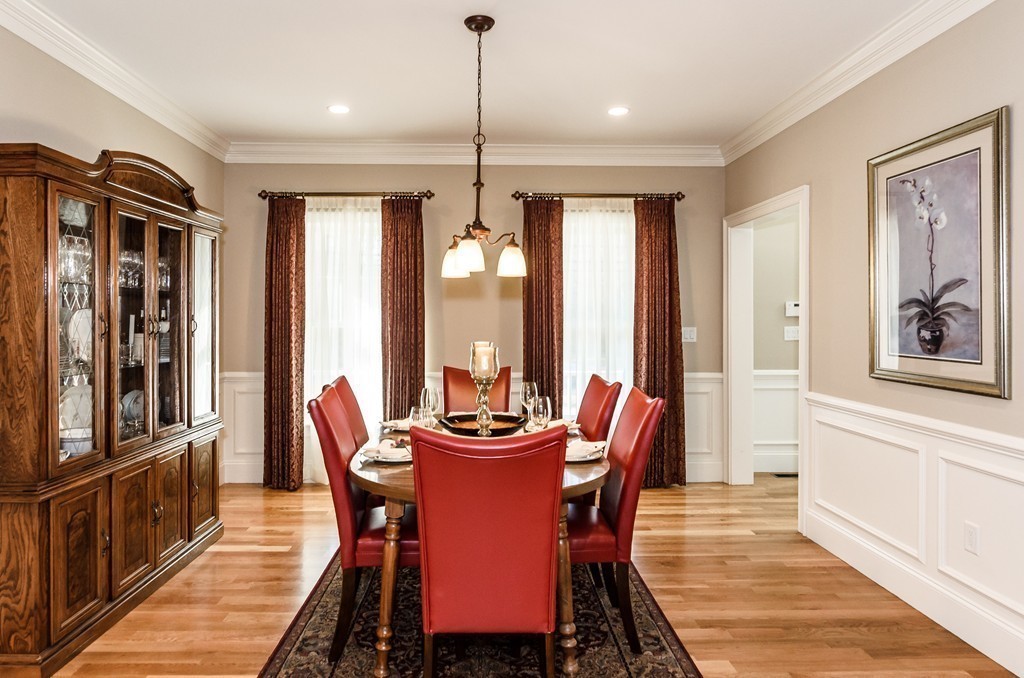 79 Maple Street Lexington, MA 02420 - Photo 6 of 29 Gallery Image 6