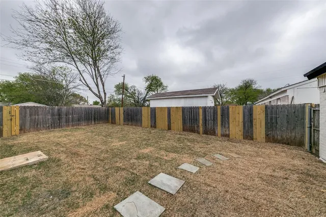 $2,995 | 2917 Dale Drive, Plano, TX 75074