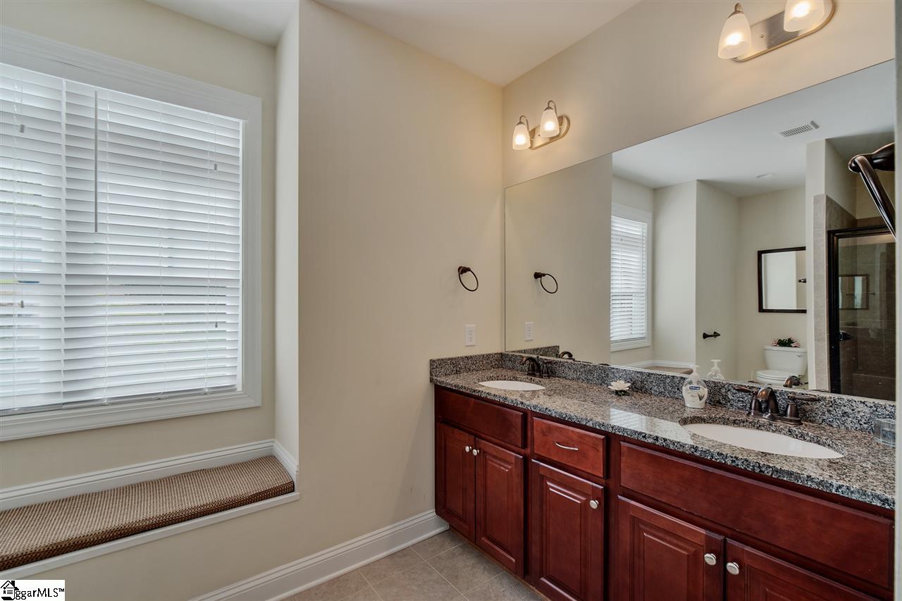 1283 Coneross Point Drive Seneca, SC 29678 - Photo 16 of 32 Gallery Image 16