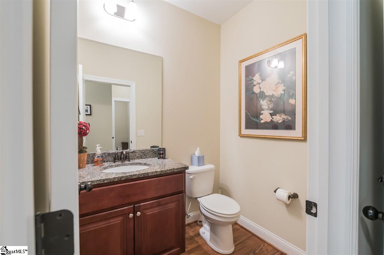 1283 Coneross Point Drive Seneca, SC 29678 - Photo 18 of 32 Gallery Image 18