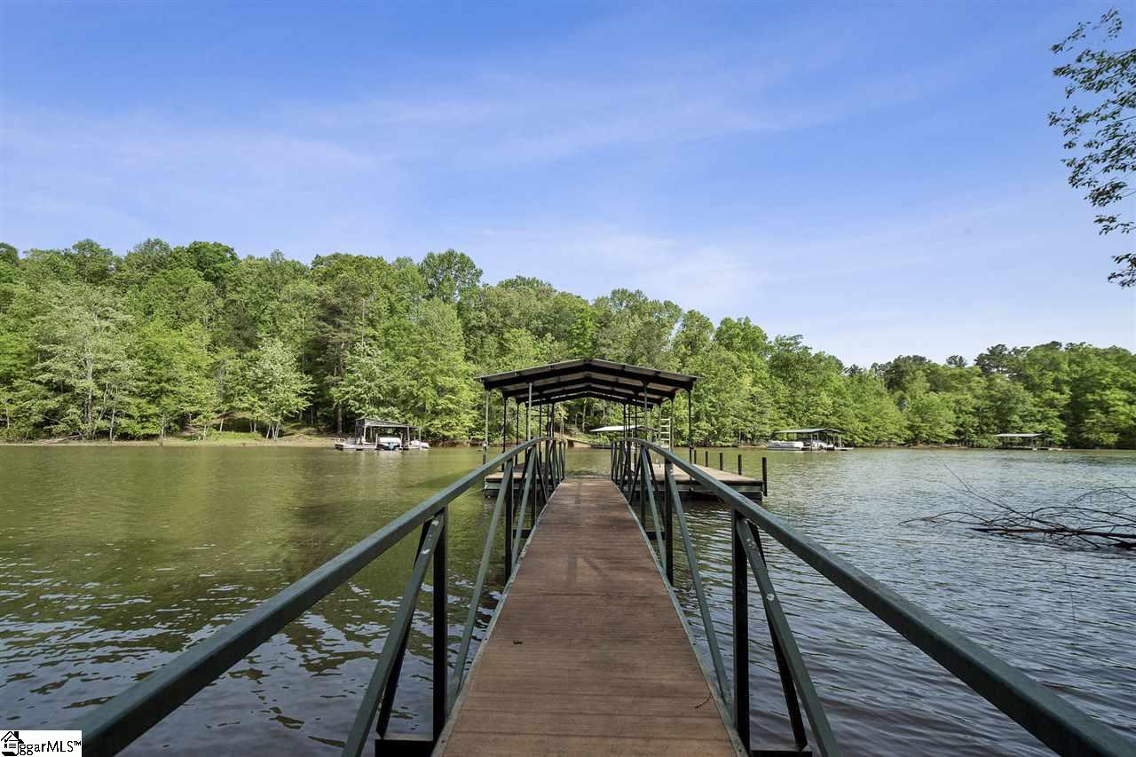 1283 Coneross Point Drive Seneca, SC 29678 - Photo 3 of 32 Gallery Image 3
