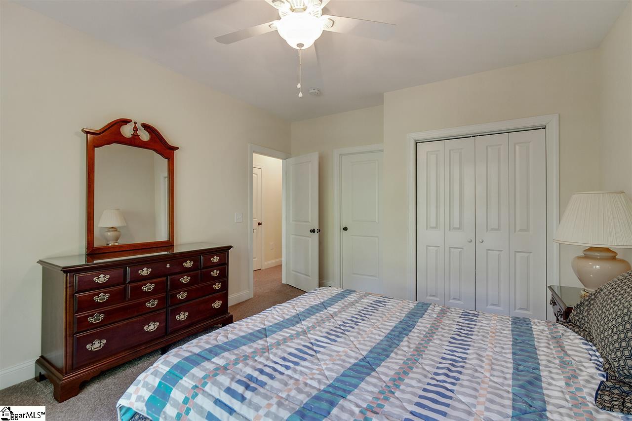 1283 Coneross Point Drive Seneca, SC 29678 - Photo 26 of 32 Gallery Image 26