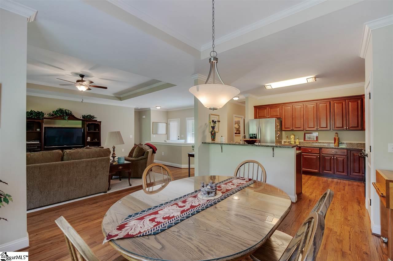 1283 Coneross Point Drive Seneca, SC 29678 - Photo 10 of 32 Gallery Image 10