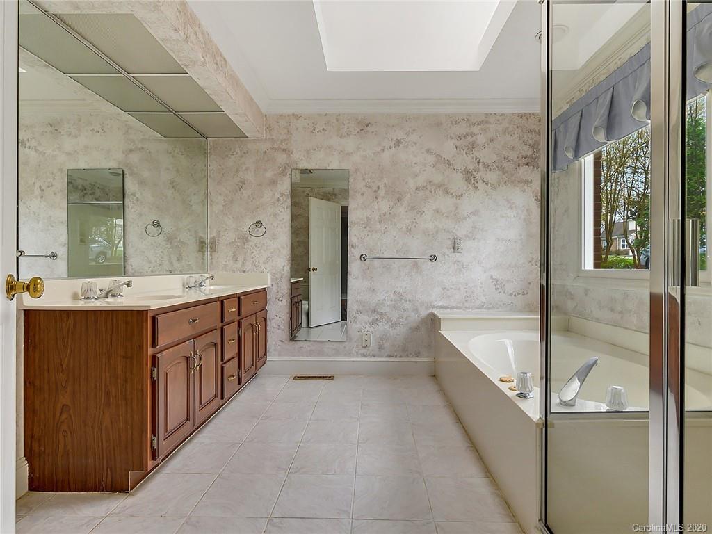541 Cranborne Chase, Unit 14 Fort Mill, SC 29708 - Photo 16 of 30 Gallery Image 16