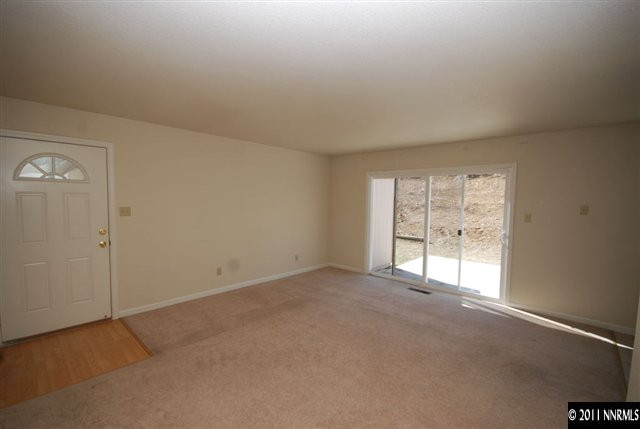 7675 Yorkshire Drive Reno, NV 89506 - Photo 6 of 12 Photo 6