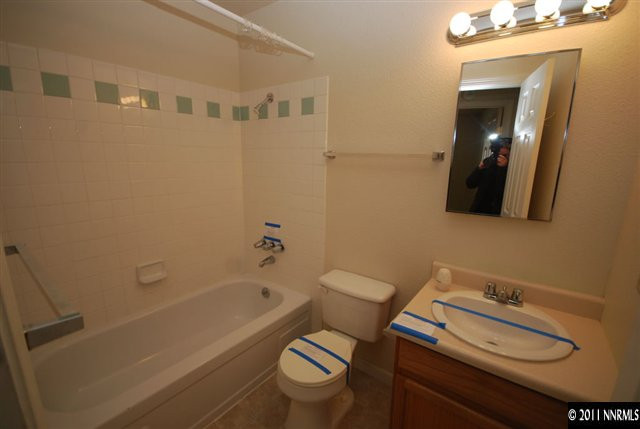 7675 Yorkshire Drive Reno, NV 89506 - Photo 10 of 12 Photo 11