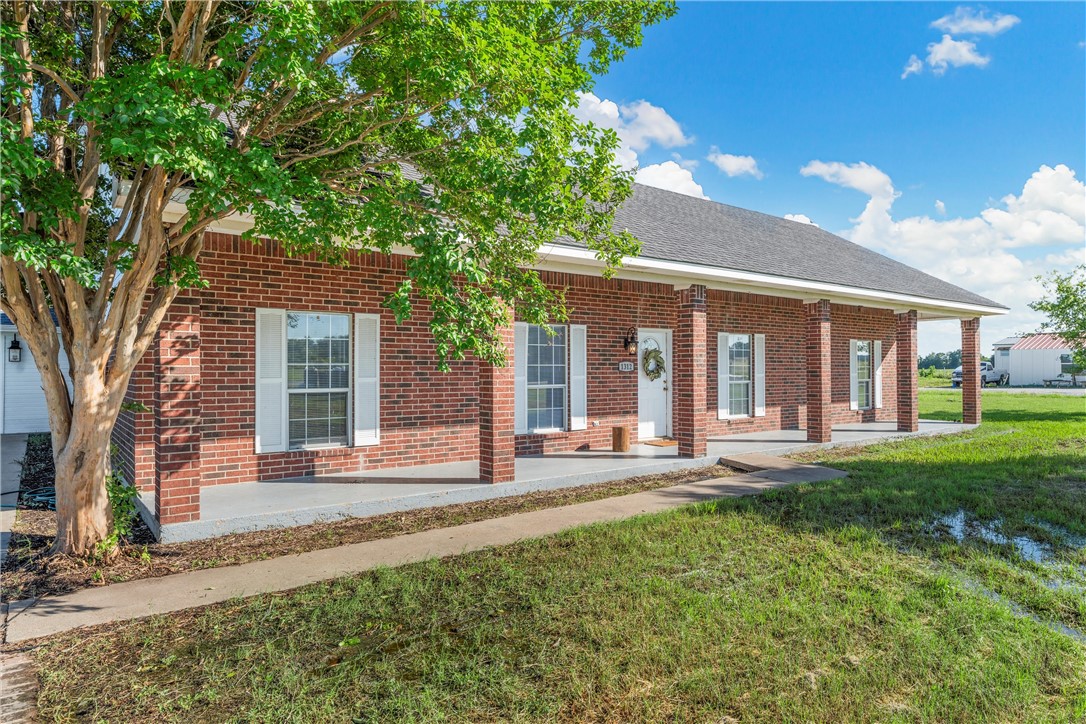 1312 North Rock Creek Road Waco, TX 76708 - Photo 3 of 46