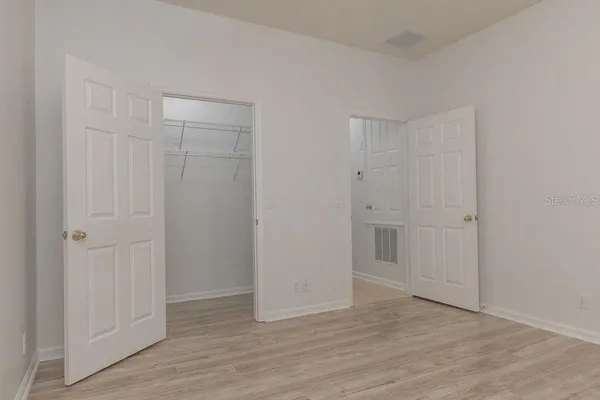 $2,225 | 808 Carlyle Lane, DeLand, FL 32724