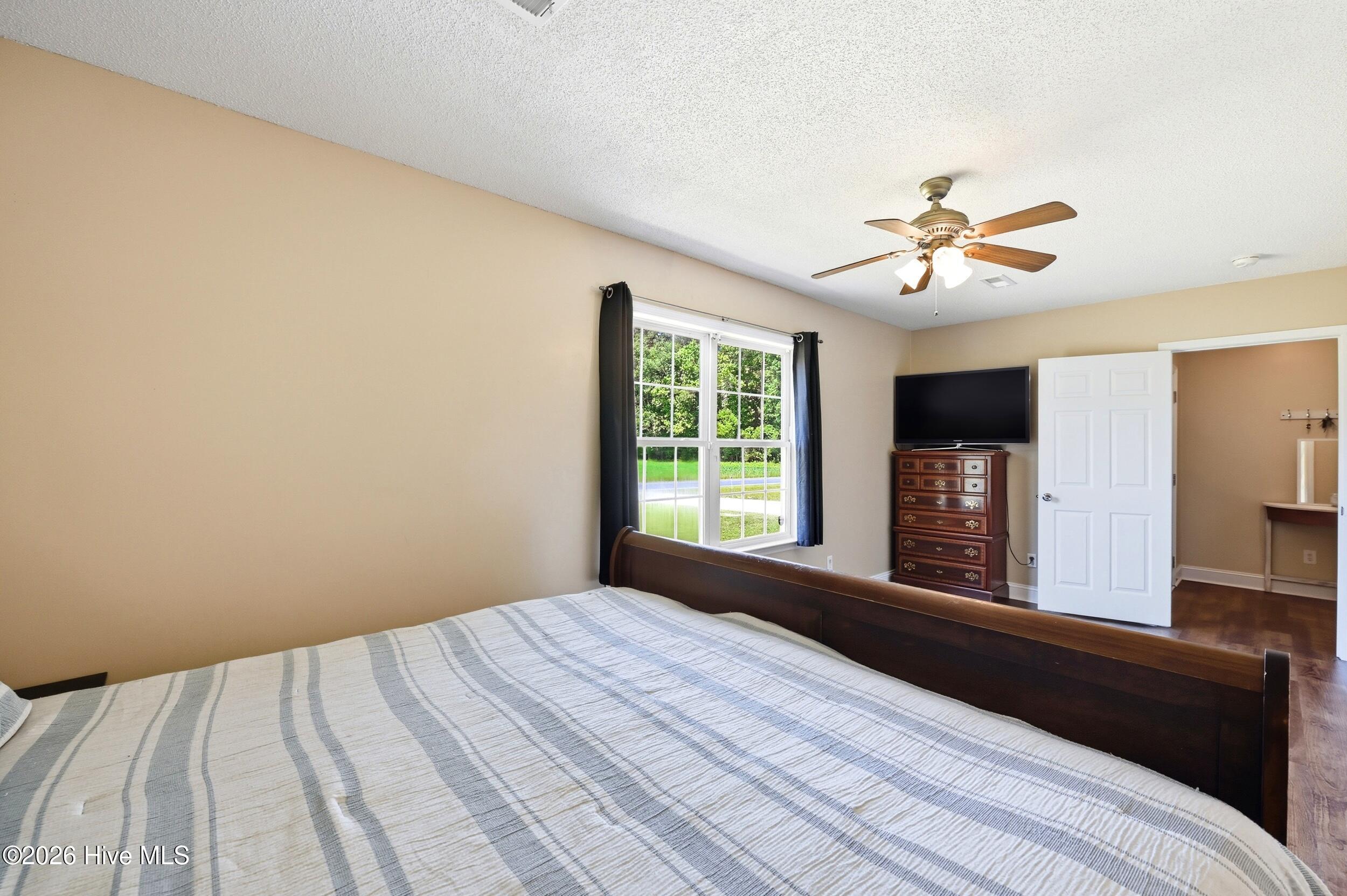 380 Swinson Road Maple Hill, NC 28454 - Photo 20 of 56 Primary Bedroom