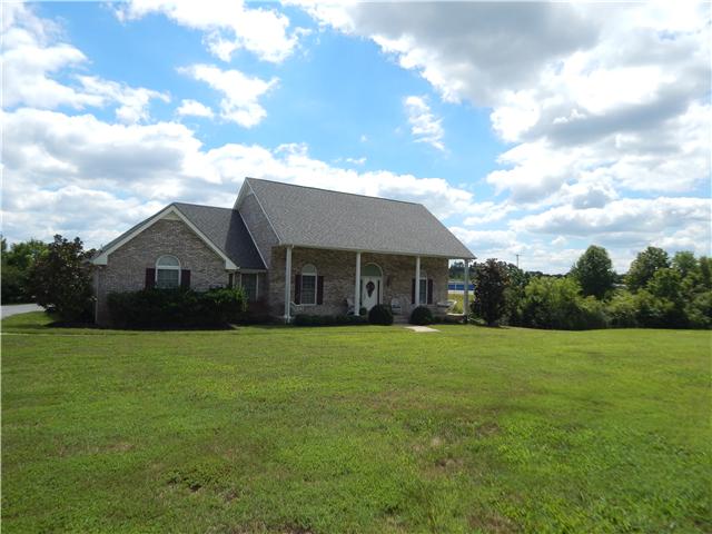 1014 Rock Church Road Dickson, TN 37055 - Photo 4 of 20 Gallery Image 4
