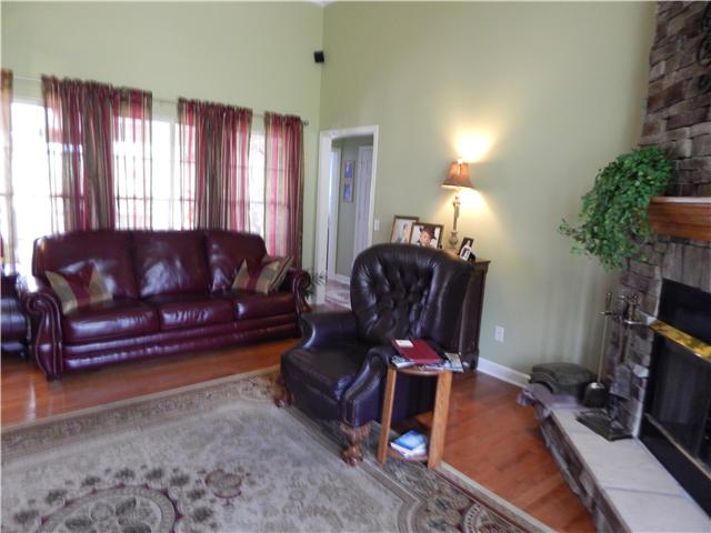 1014 Rock Church Road Dickson, TN 37055 - Photo 6 of 20 Gallery Image 6