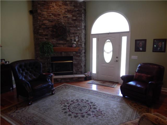 1014 Rock Church Road Dickson, TN 37055 - Photo 7 of 20 Gallery Image 7