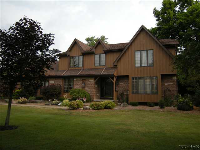 5813 Dunnigan Road Pendleton, NY 14094 - Photo 1 of 1 Exterior Front