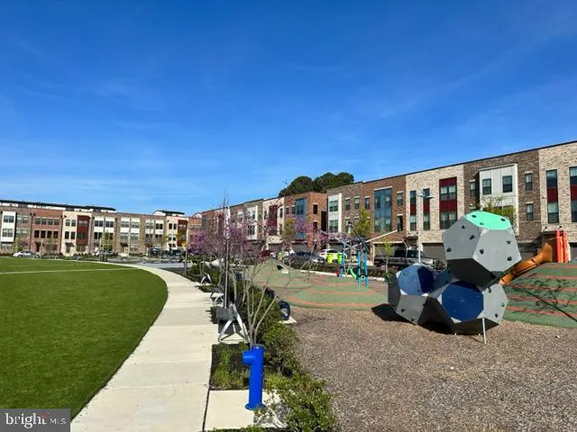 $3,950 | 2715 Evansgreen Drive, Suitland, MD 20746