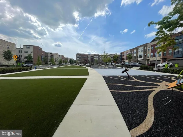 $3,950 | 2715 Evansgreen Drive, Suitland, MD 20746