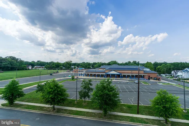 $3,950 | 2715 Evansgreen Drive, Suitland, MD 20746