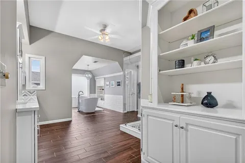 $950,000 | 13008 Glenfield Road, Leawood, KS 66209