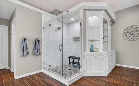 $950,000 | 13008 Glenfield Road, Leawood, KS 66209