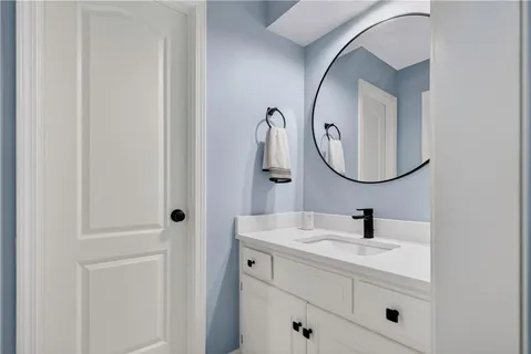 $950,000 | 13008 Glenfield Road, Leawood, KS 66209