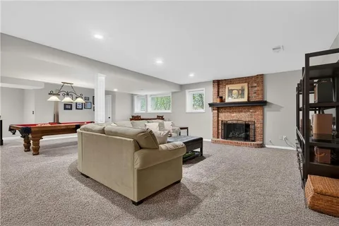 $950,000 | 13008 Glenfield Road, Leawood, KS 66209