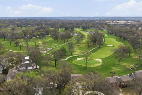 $950,000 | 13008 Glenfield Road, Leawood, KS 66209