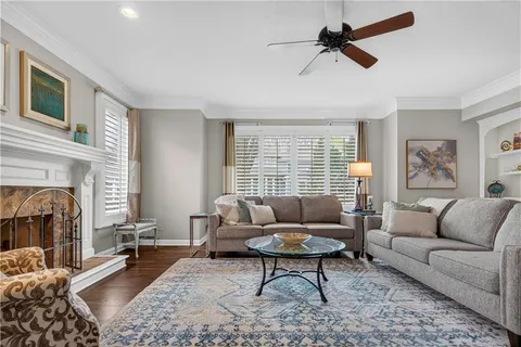 $950,000 | 13008 Glenfield Road, Leawood, KS 66209