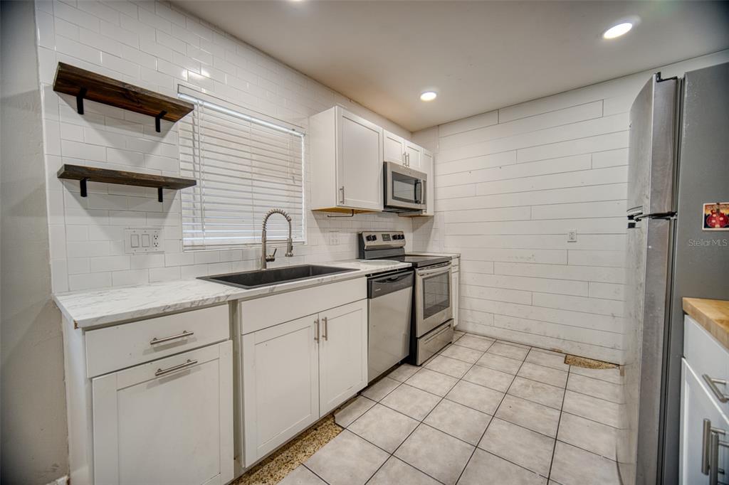 132 Longfellow Road Winter Haven, FL 33884 - Photo 13 of 21
