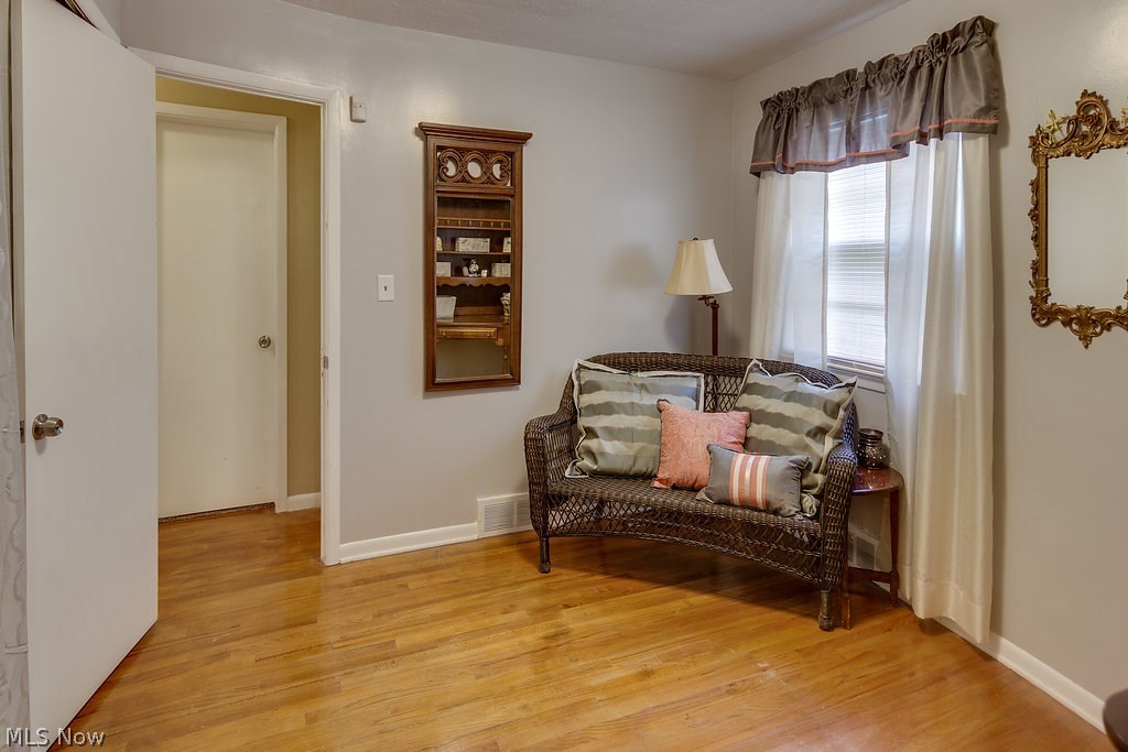 1145 Homestead Road Cleveland, OH 44121 - Photo 16 of 22