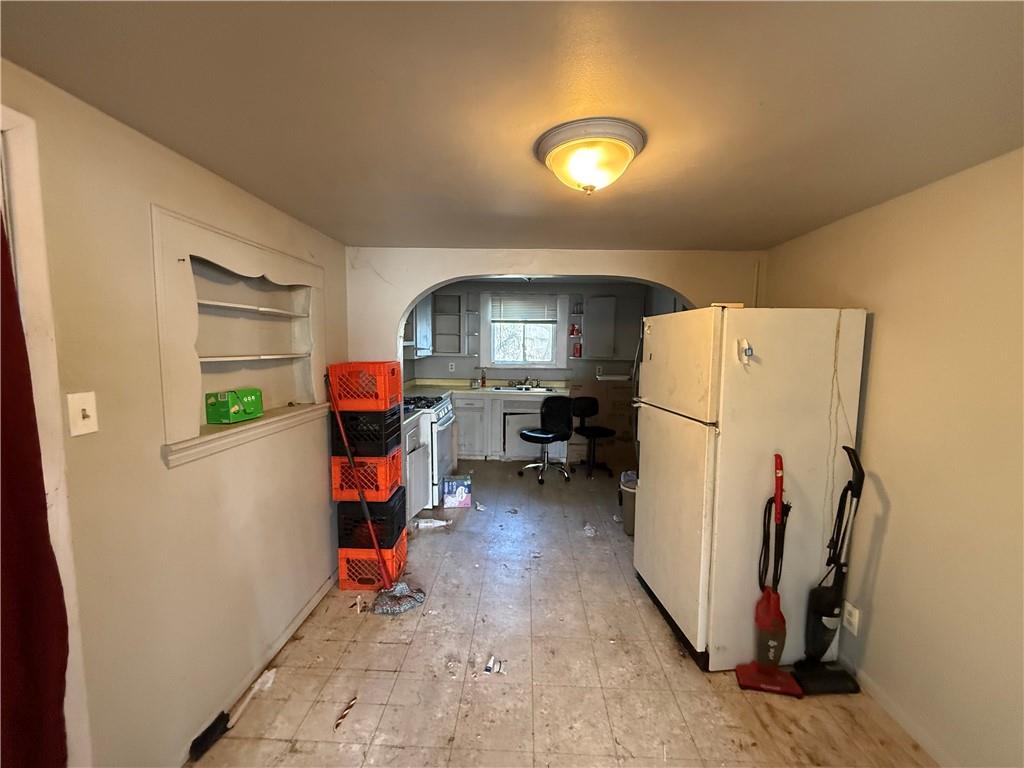204 McCoy Road McKees Rocks, PA 15136 - Photo 6 of 25 a view of utility room