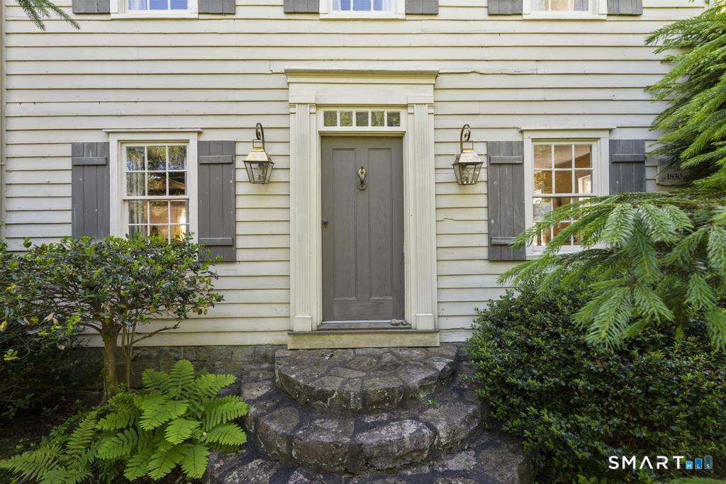 871 Ridgefield Road Wilton, CT 06897 - Photo 2 of 24