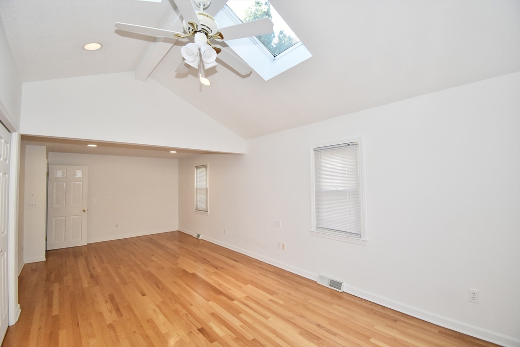 18 French Street Springfield, MA 01104 - Photo 24 of 39