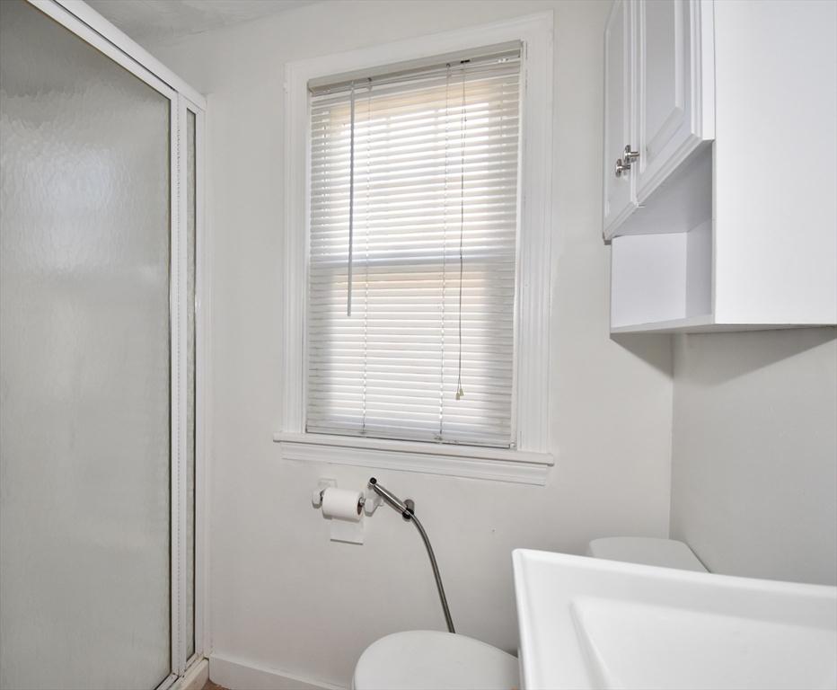 18 French Street Springfield, MA 01104 - Photo 31 of 39