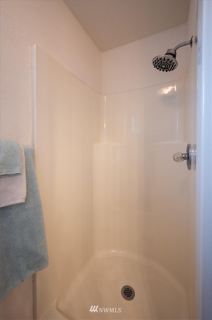 2351 Michigan Street Bellingham, WA 98229 - Photo 20 of 27 a bathroom with a shower