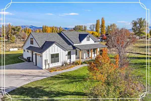$487,000 | 270 North Lincoln Avenue, Oakley, ID 83346