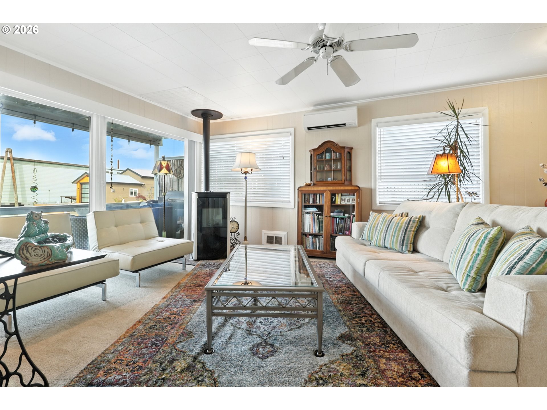 535 Northeast Bridgeton Road, Unit 2 Portland, OR 97211 - Photo 7 of 46 Gallery Image 7