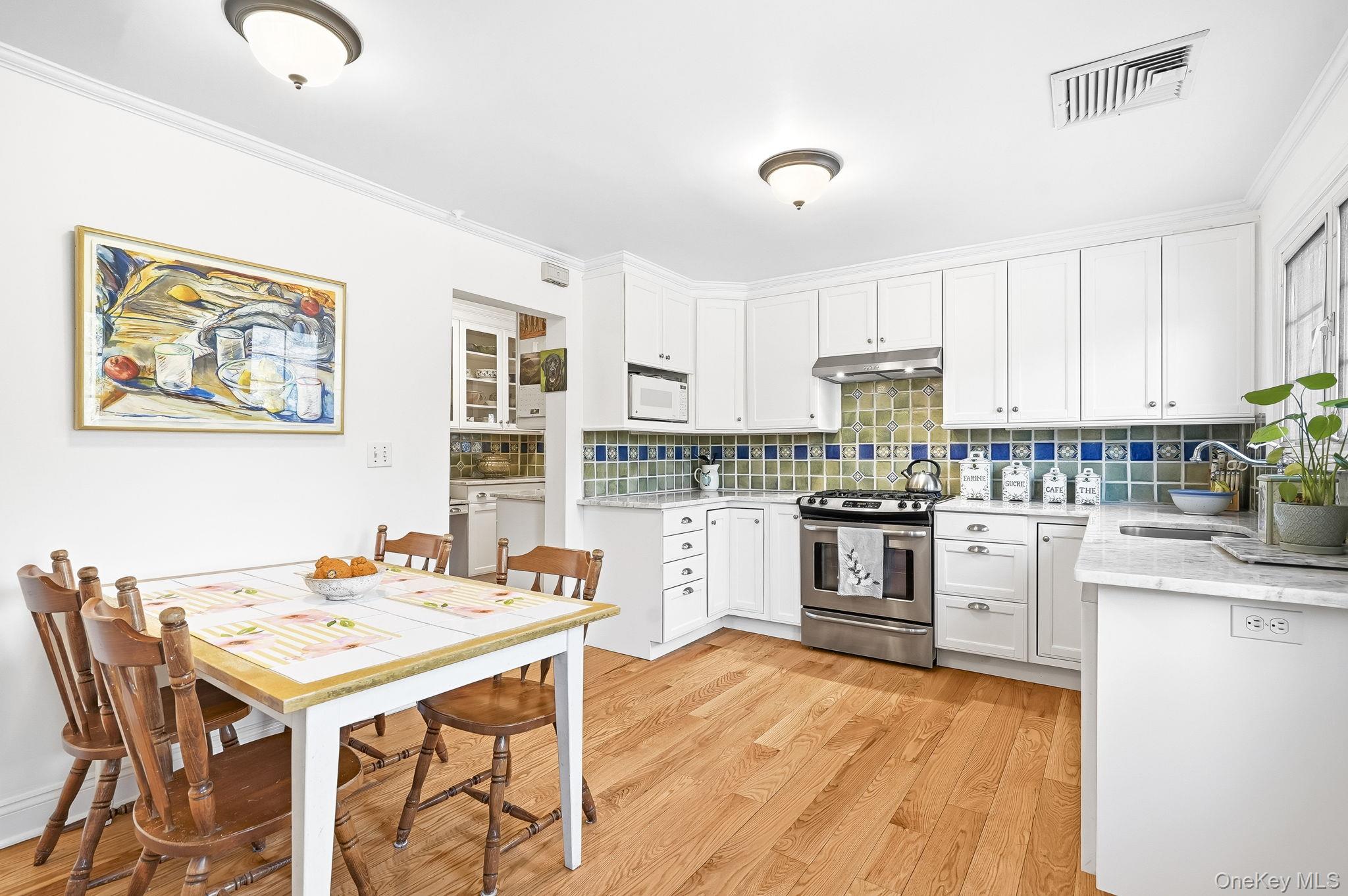 27 Valley Road Scarsdale, NY 10583 - Photo 11 of 41