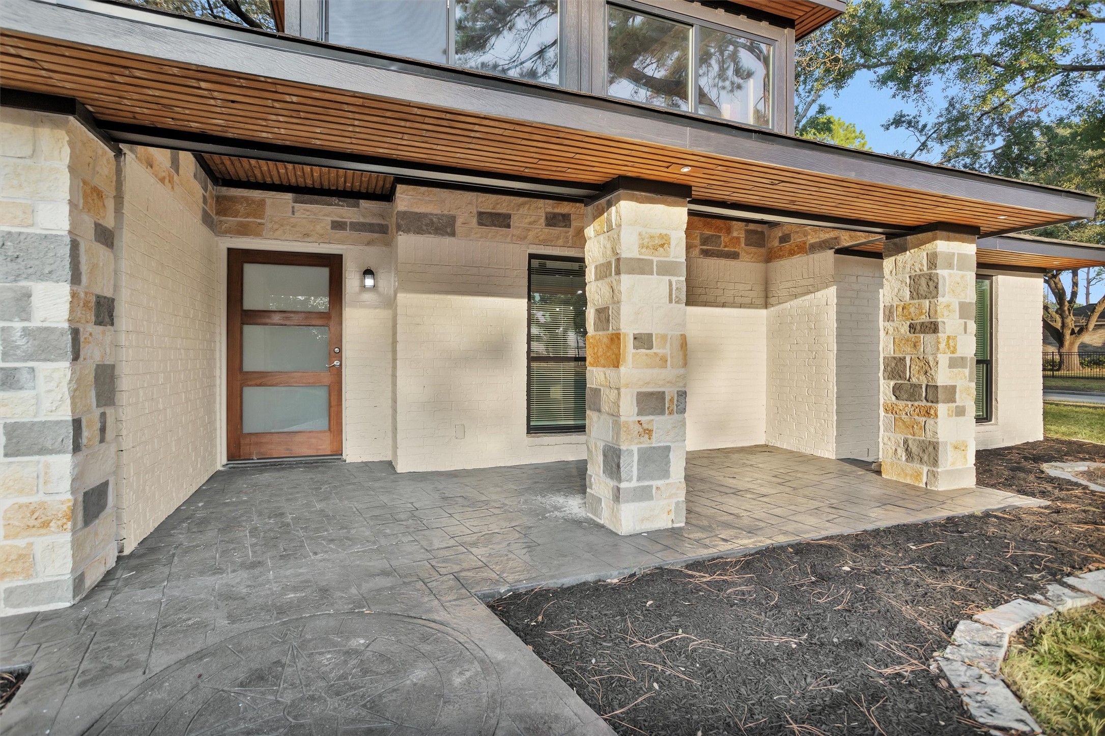 4323 Tilson Lane Houston, TX 77041 - Photo 2 of 34