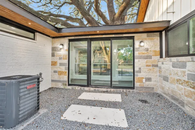 $875,000 | 4323 Tilson Lane, Houston, TX 77041