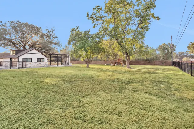 $875,000 | 4323 Tilson Lane, Houston, TX 77041